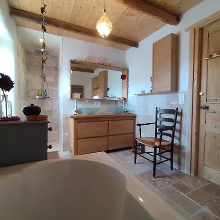 Atypique 2 Pers 200m Du Homestay Saint-Jorioz